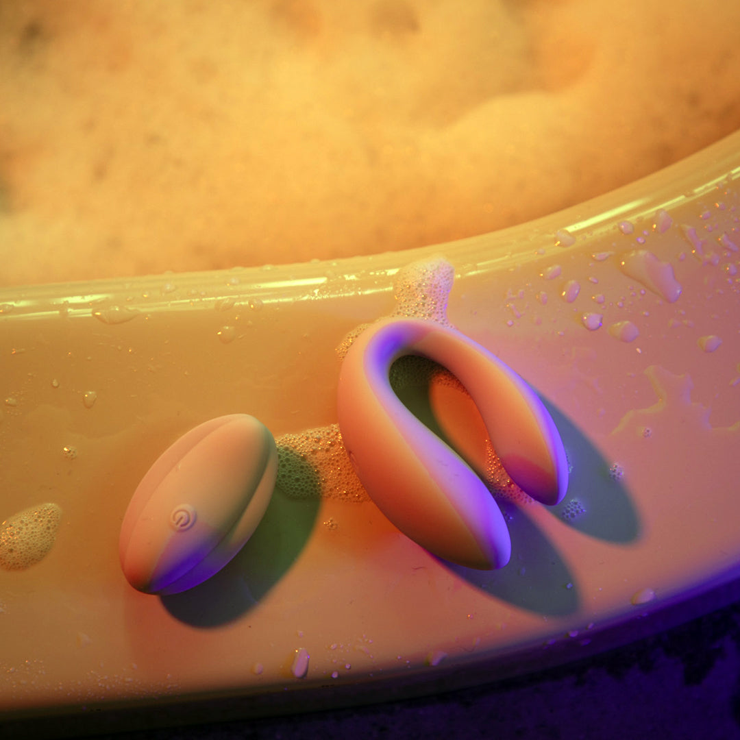 In Sync - Remote Controlled Couples Massager
